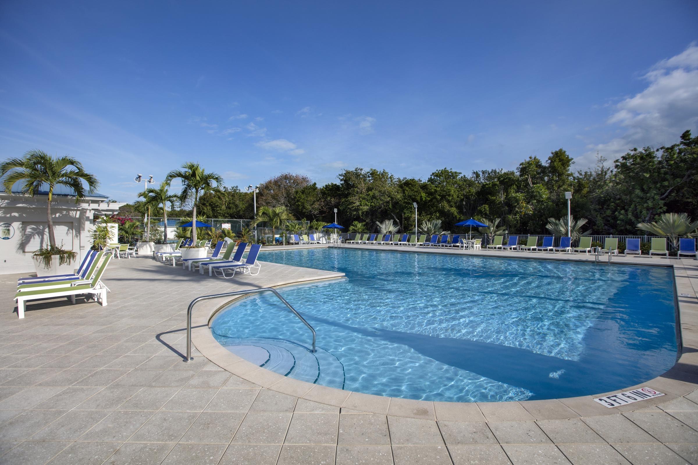 Ocean Pointe Suites At Key Largo Exterior photo